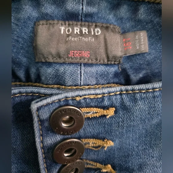 Torrid Supper Soft Jeggings Light Blue Skinny Jeans 16T - Picture 3 of 12